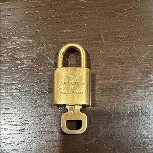 Beautiful Louis Vuitton Lock and Key Set